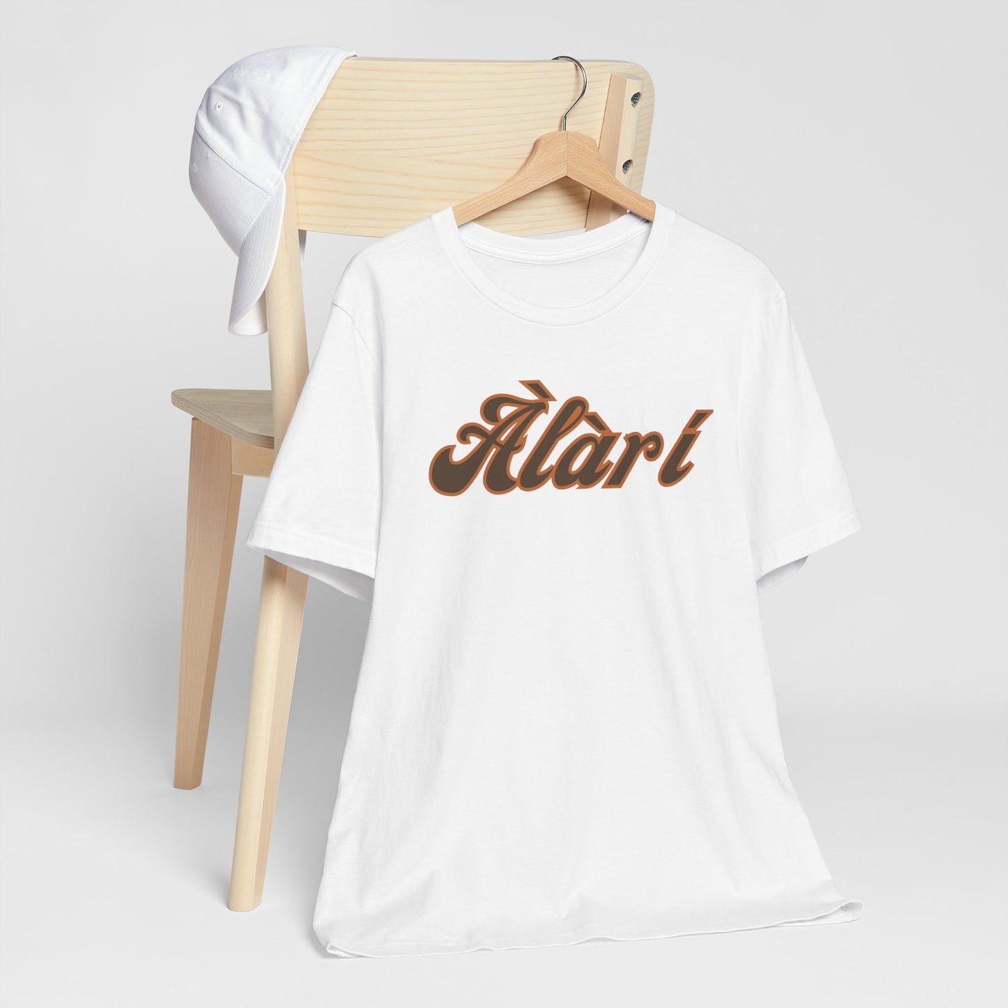 Alari Tee